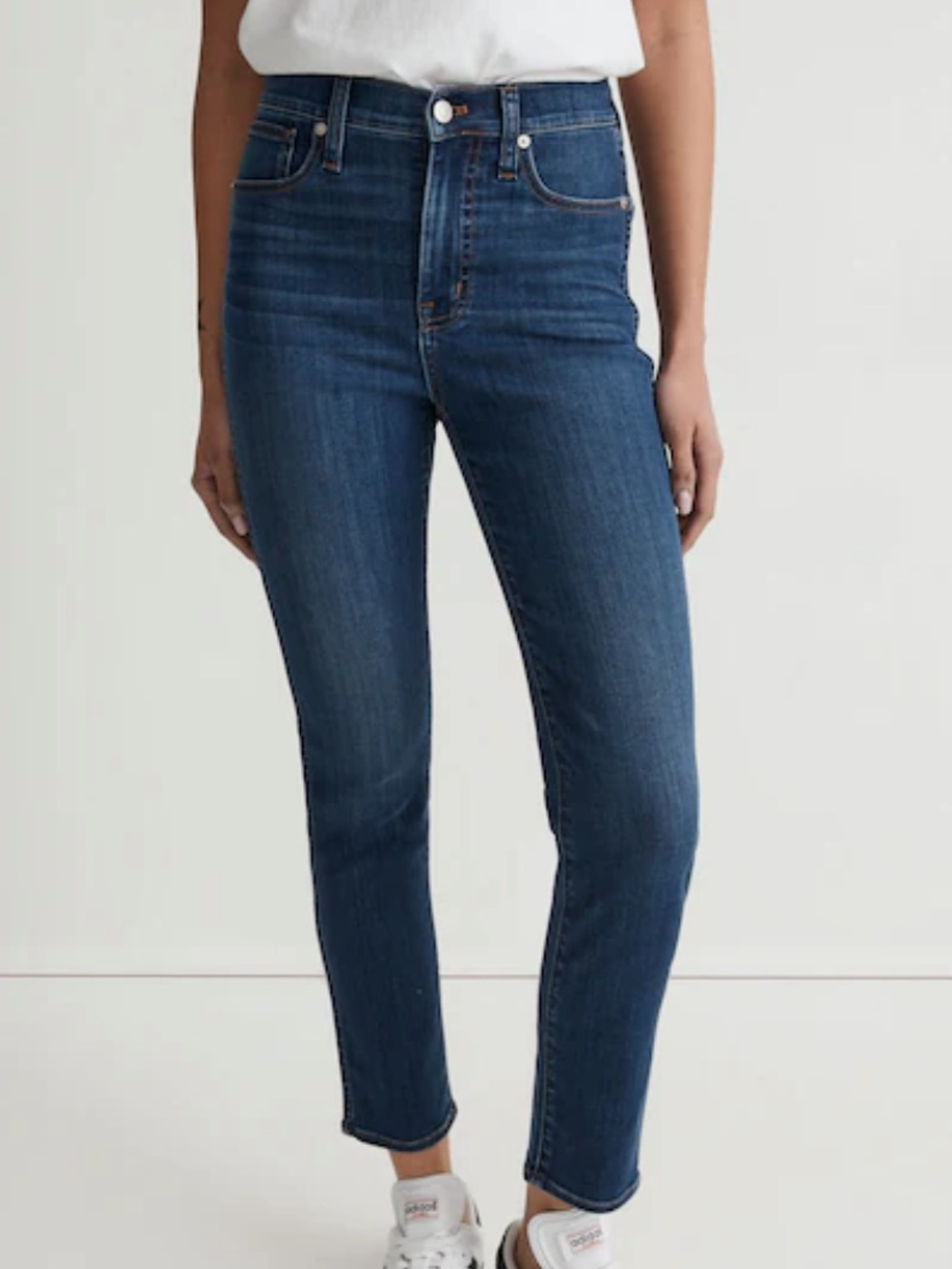 Madewell Jeans Petite Mid-Rise Stovepipe Brentside Wash Size 26P - Women’s
